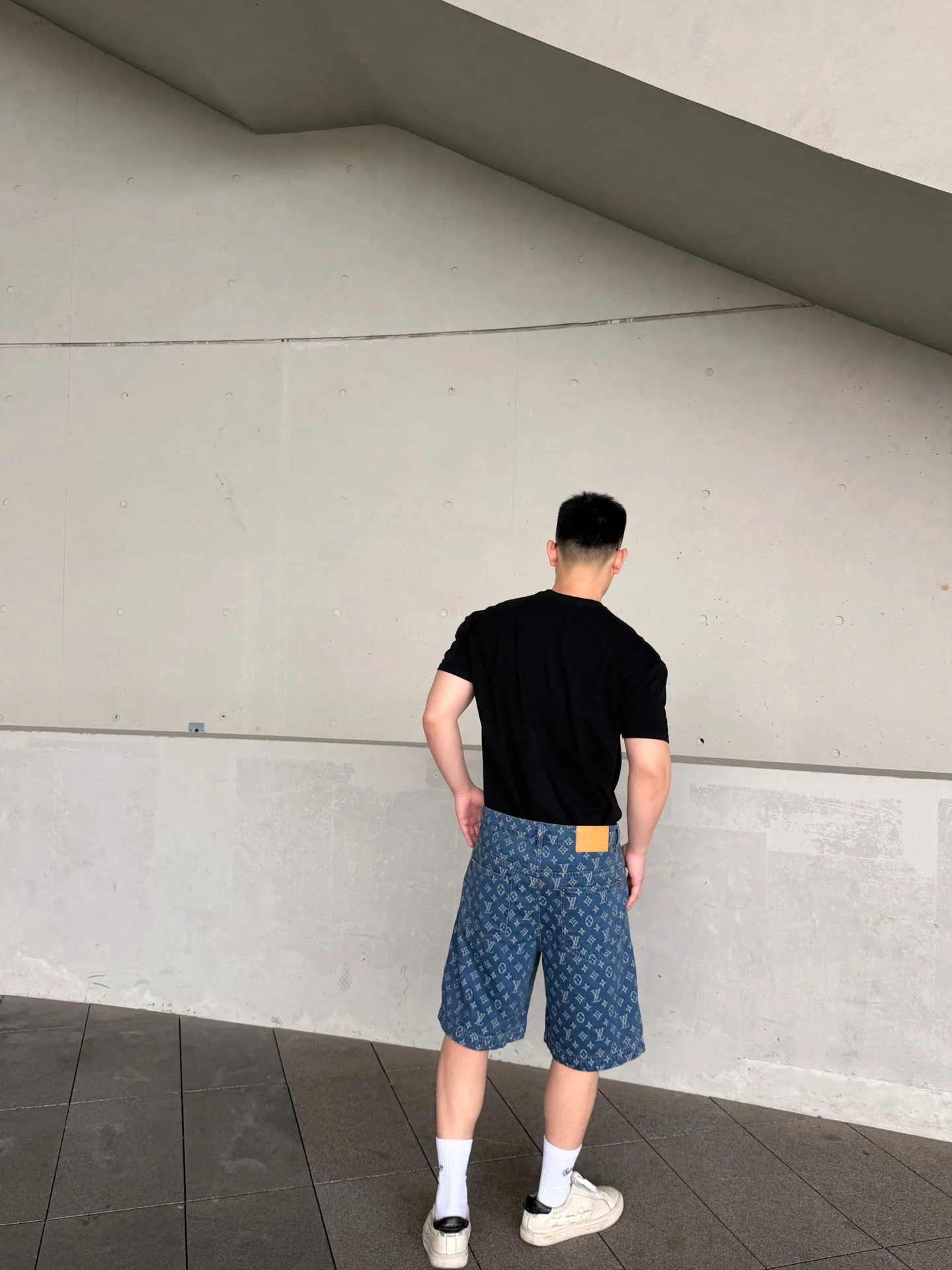 Louis Vuitton/